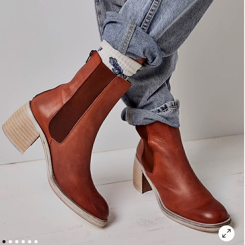 Booties free people brown leather size 39